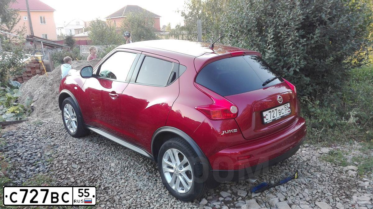Фото автомобиля NISSAN JUKE, 2012 — госномер С727ВС55. Цвет: Красный