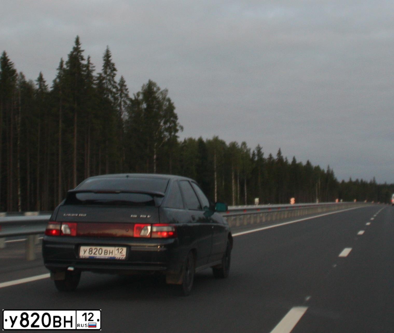 Фото автомобиля LADA 2112, 2007 — госномер Х146ВС977. Цвет: ГРАФИТОВЫЙ МЕТАЛЛИК