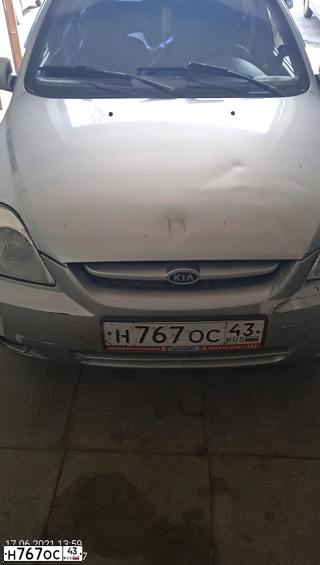 Фото автомобиля KIA RIO, 2003 — госномер А095ВН147. Цвет: СЕРЕБРИСТЫЙ
