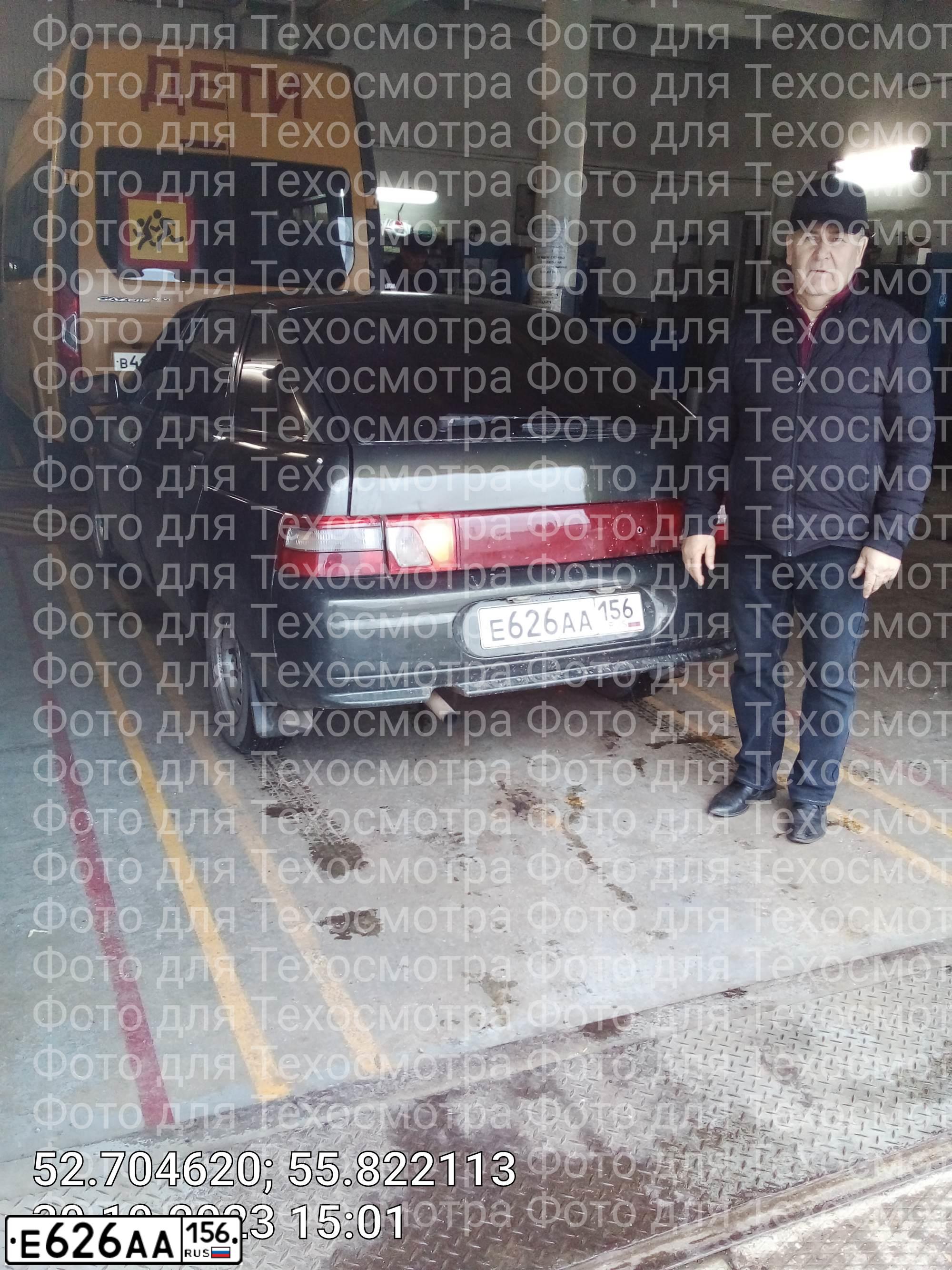 Фото автомобиля LADA 2112, 2005 — госномер Е531ОР156. Цвет: ЗОЛОТИСТО-ТЕМНО-ЗЕЛЕНЫЙ