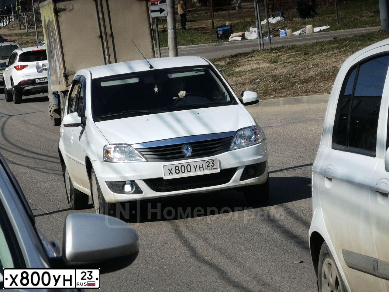 Фото автомобиля TOYOTA AVENSIS, 2011 — госномер В123СР126. Цвет: БЕЛЫЙ