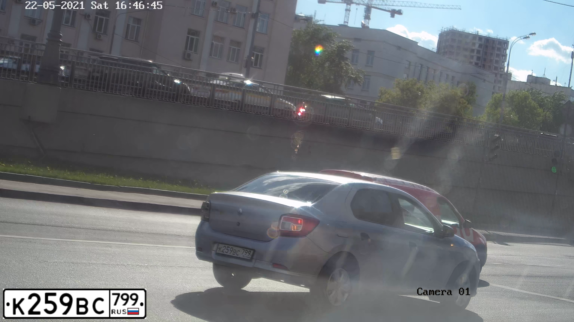 Фото автомобиля RENAULT LOGAN, 2017 — госномер К259ВС799. Цвет: СВЕТЛО-СЕРЫЙ