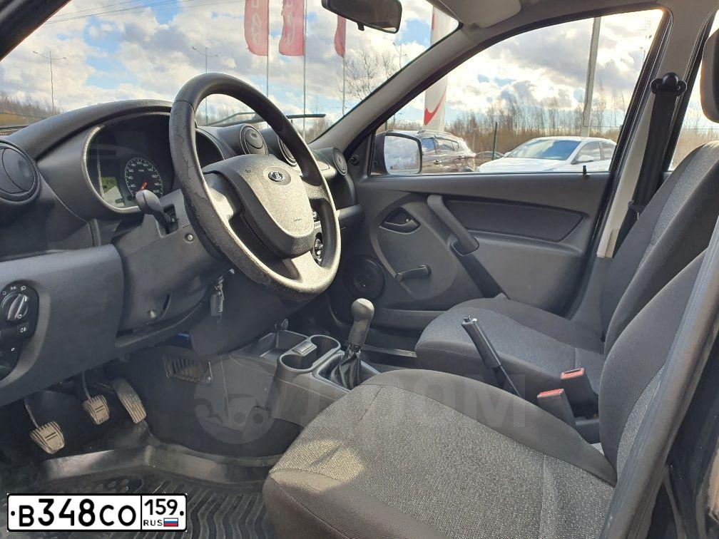 Фото автомобиля LADA 2190 GRANTA, 2013 — госномер Н790ТХ159. Цвет: ЧЕРНЫЙ