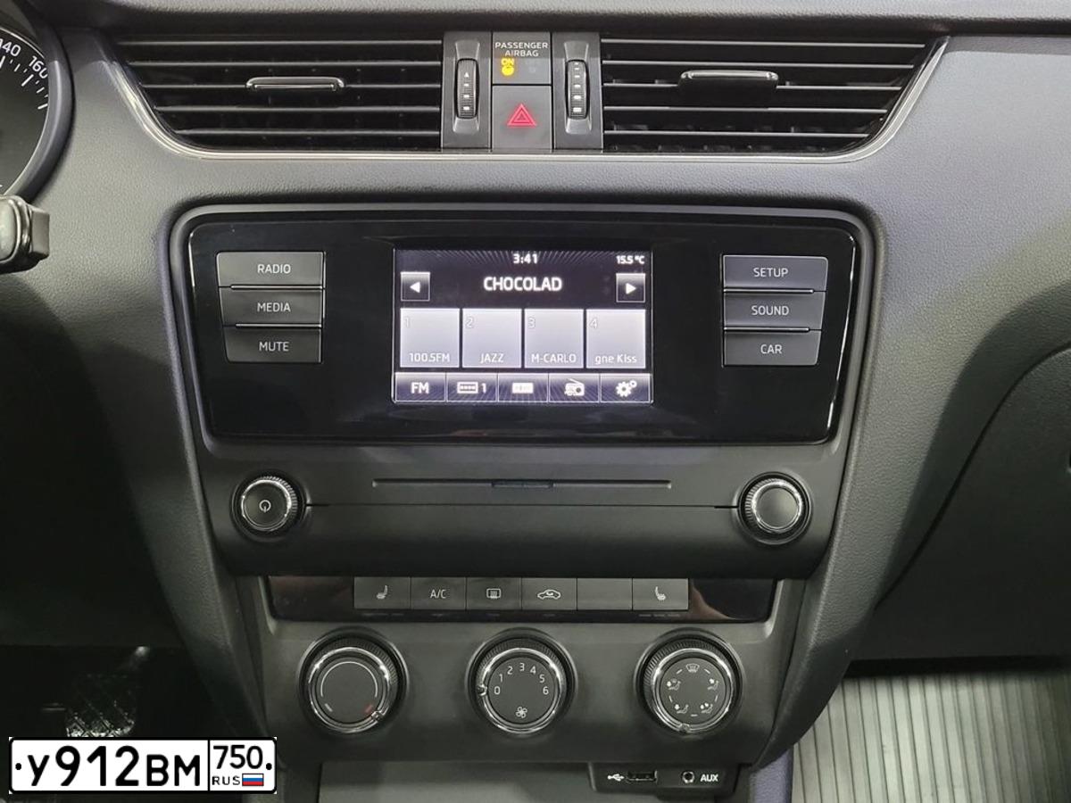Фото автомобиля SKODA OCTAVIA, 2015 — госномер С146ТН69. Цвет: Белый