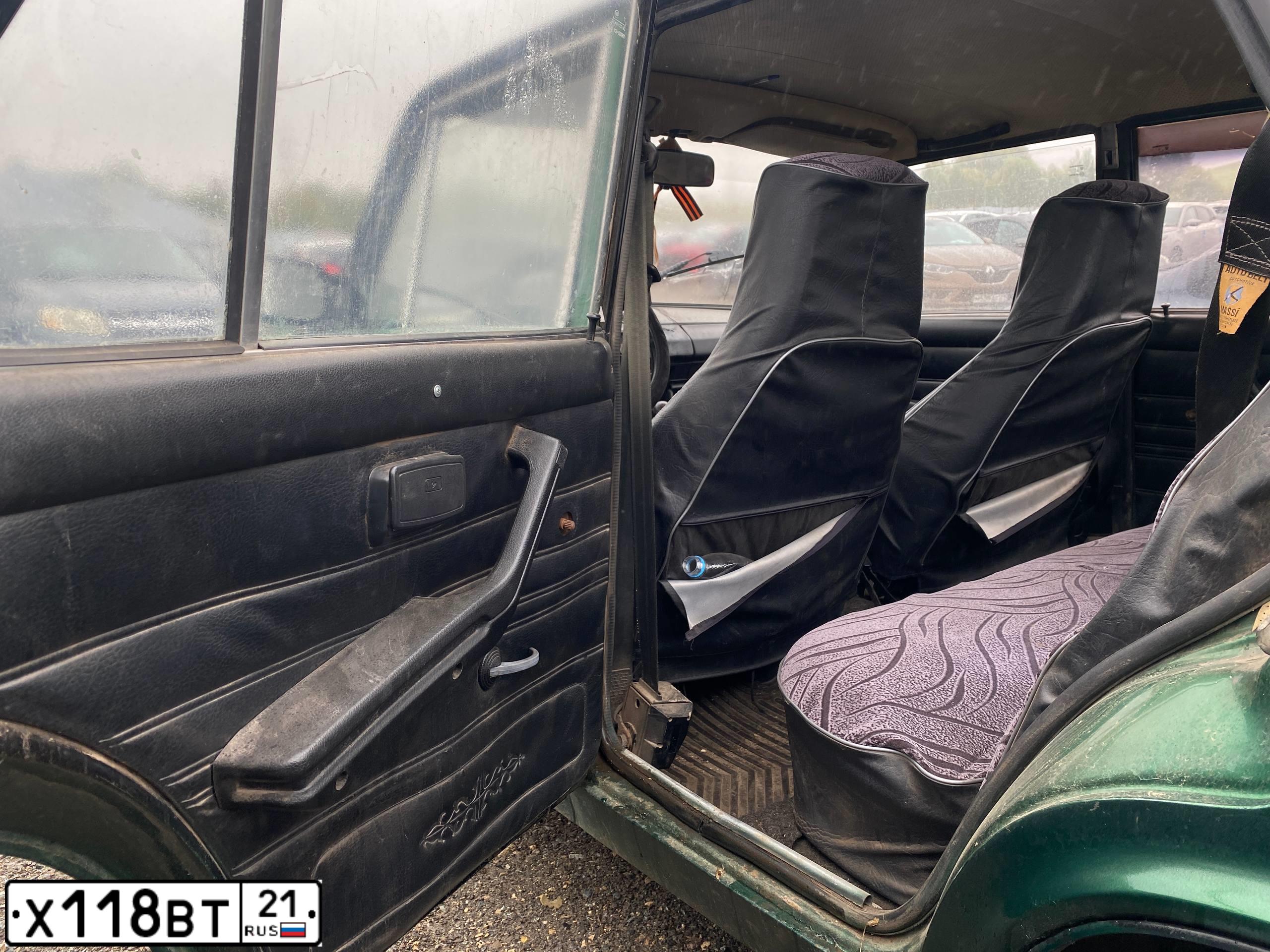 Фото автомобиля LADA 2106, 2001 — госномер Х118ВТ21. Цвет: СЕРЕБРИСТО-ЗЕЛЕНЫЙ