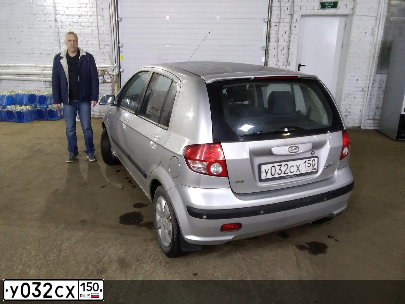 Фото автомобиля HYUNDAI GETZ, 2003 — госномер У032СХ150. Цвет: СЕРЕБРИСТЫЙ