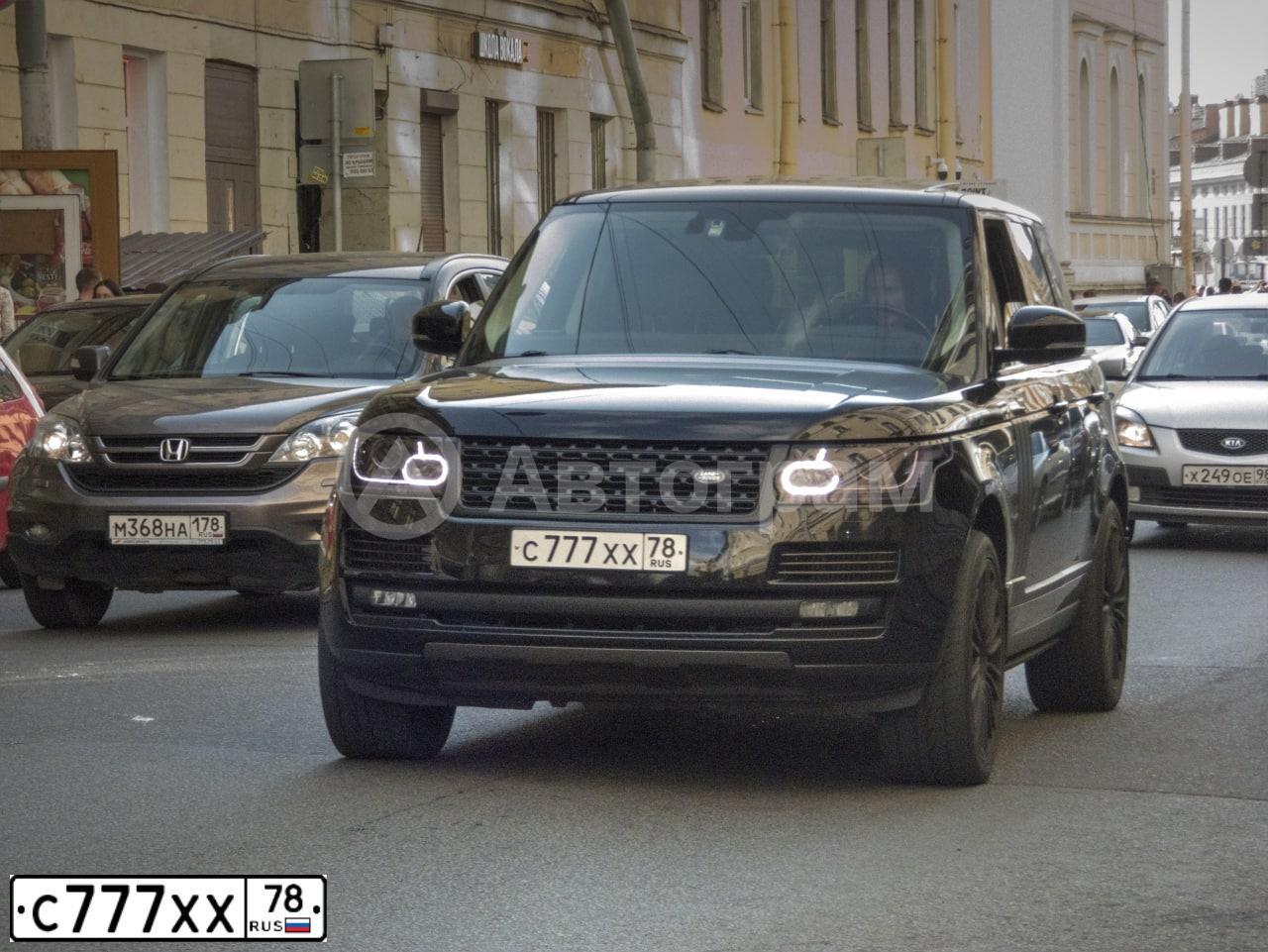 Фото автомобиля BMW W SERIE 1, 2011 — госномер Т033ХЕ123. Цвет: Белый
