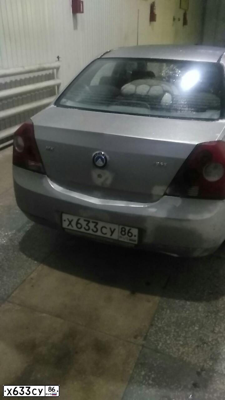 Фото автомобиля GEELY MK, 2008 — госномер Х633СУ86. Цвет: СЕРЫЙ