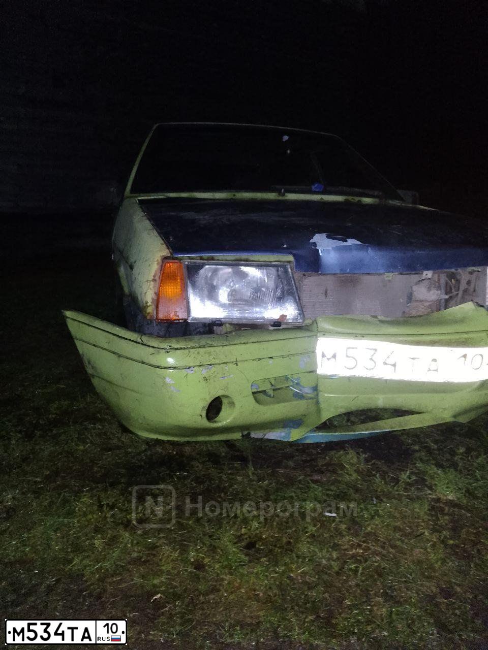 Фото автомобиля LADA 2109 SAMARA, 1997 — госномер М534ТА10. Цвет: САЛАТОВЫЙ