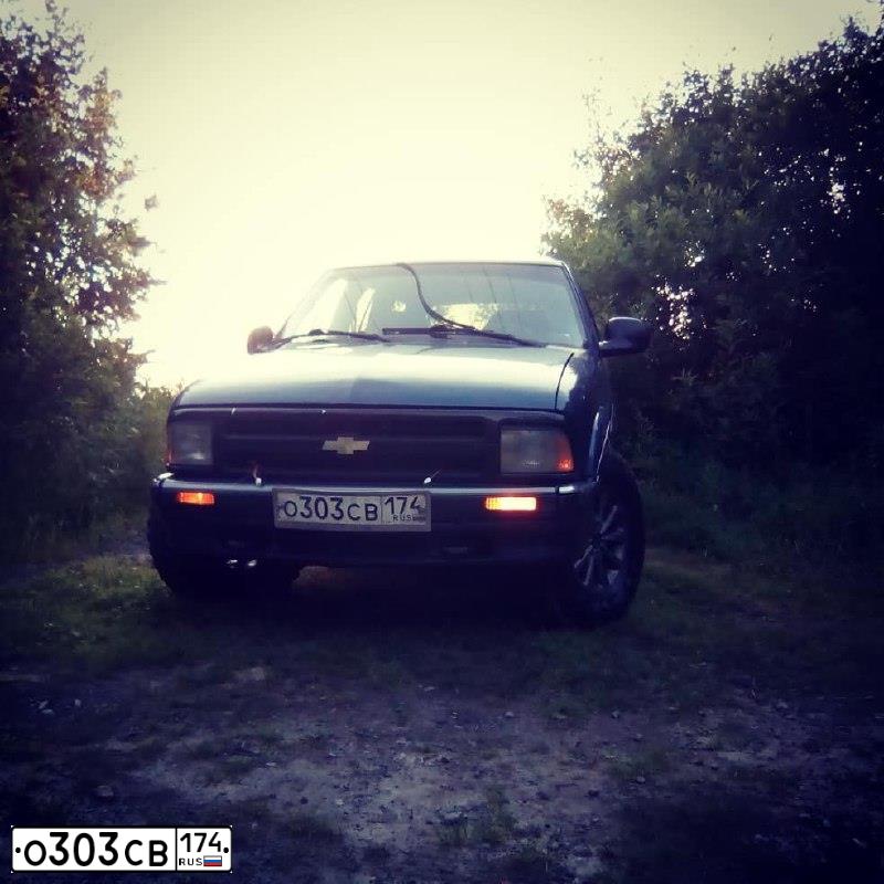 Фото автомобиля CHEVROLET BLAZER, 1994 — госномер О303СВ174. Цвет: ФИОЛЕТОВЫЙ