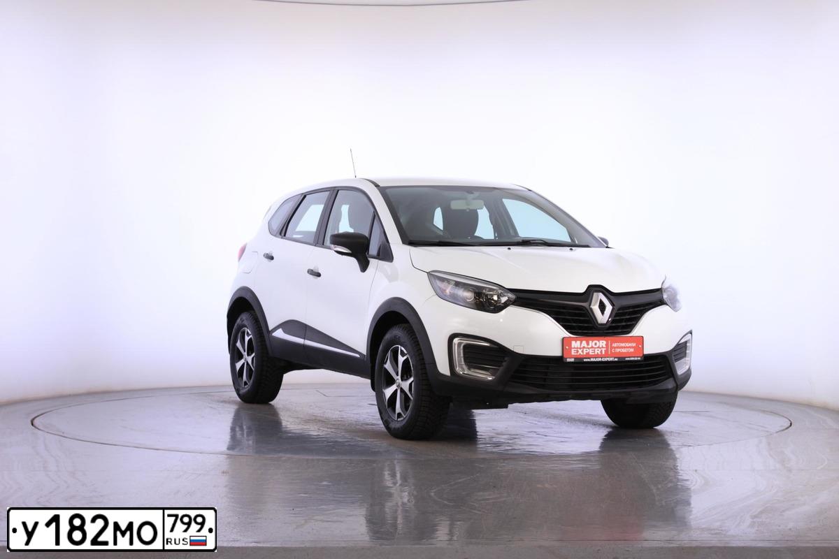 Фото автомобиля RENAULT KAPTUR, 2018 — госномер В130КЕ92. Цвет: Белый