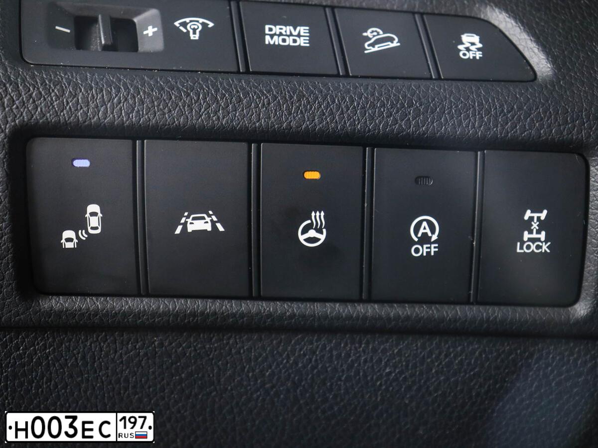 Фото автомобиля NISSAN X-TRAIL, 2010 — госномер Н003ЕС197. Цвет: ЧЕРНЫЙ