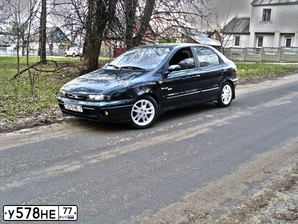 Фото автомобиля HYUNDAI SOLARIS, 2013 — госномер Е035НН51. Цвет: СЕРЕБРИСТЫЙ