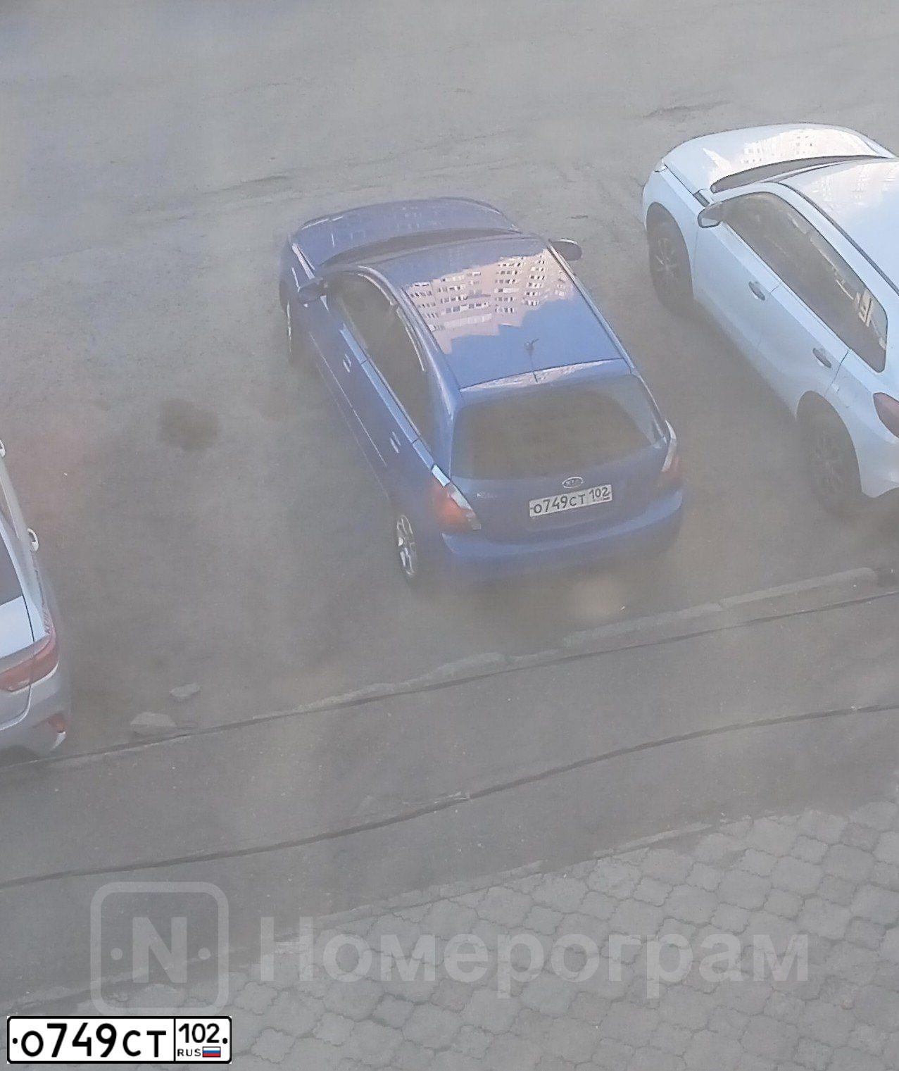 Фото автомобиля KIA RIO, 2009 — госномер М055ЕУ702. Цвет: синий