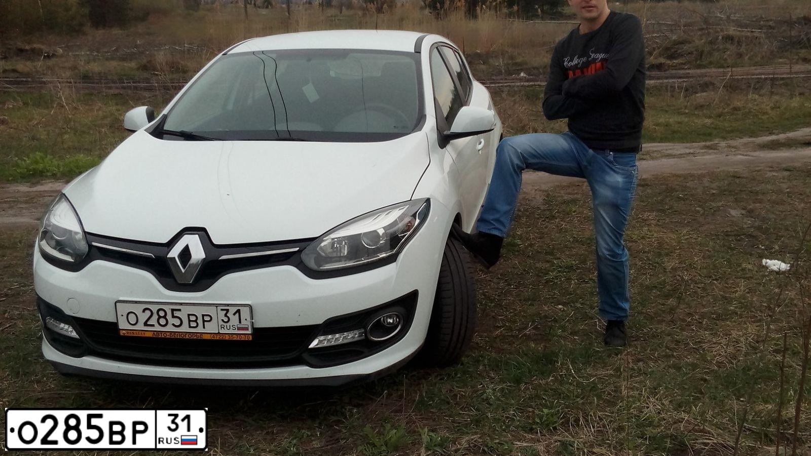 Фото автомобиля RENAULT MEGANE, 2014 — госномер У223УО57. Цвет: Белый