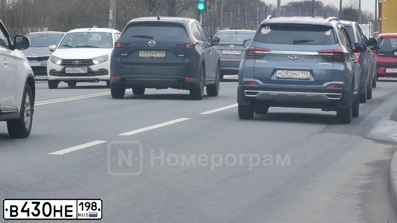 Фото автомобиля LADA 2190 GRANTA, 2019 — госномер К699ОЕ147. Цвет: Белый