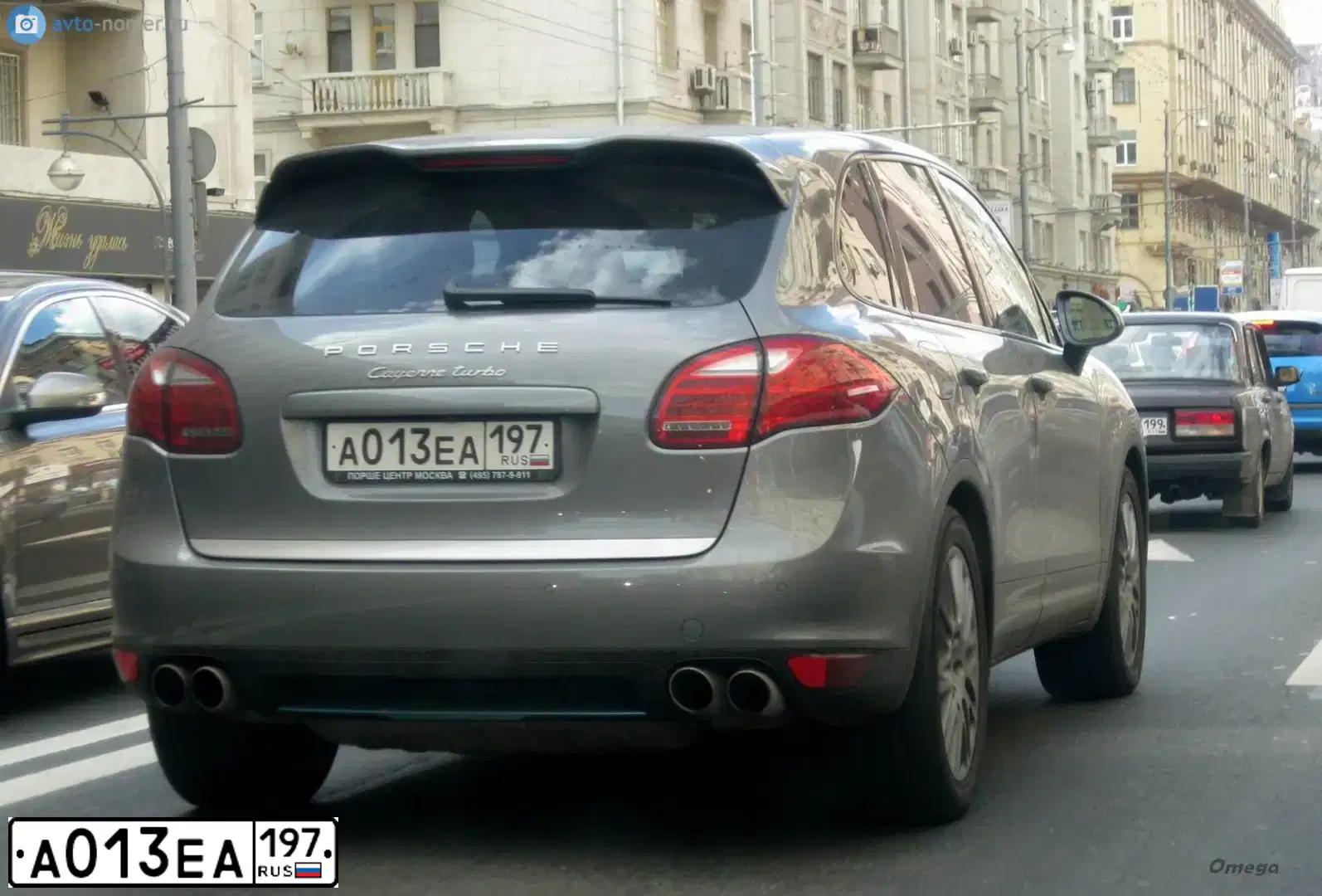 Фото автомобиля PORSCHE CAYENNE, 2010 — госномер А013ЕА197. Цвет: СЕРЫЙ