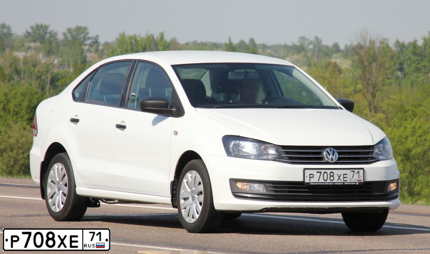 Фото автомобиля VOLKSWAGEN POLO, 2015 — госномер Р708ХЕ71. Цвет: Белый
