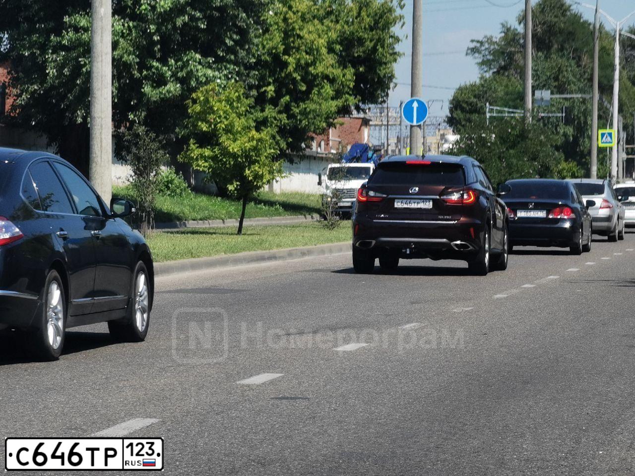 Фото автомобиля LEXUS RX, 2017 — госномер О953ОК154