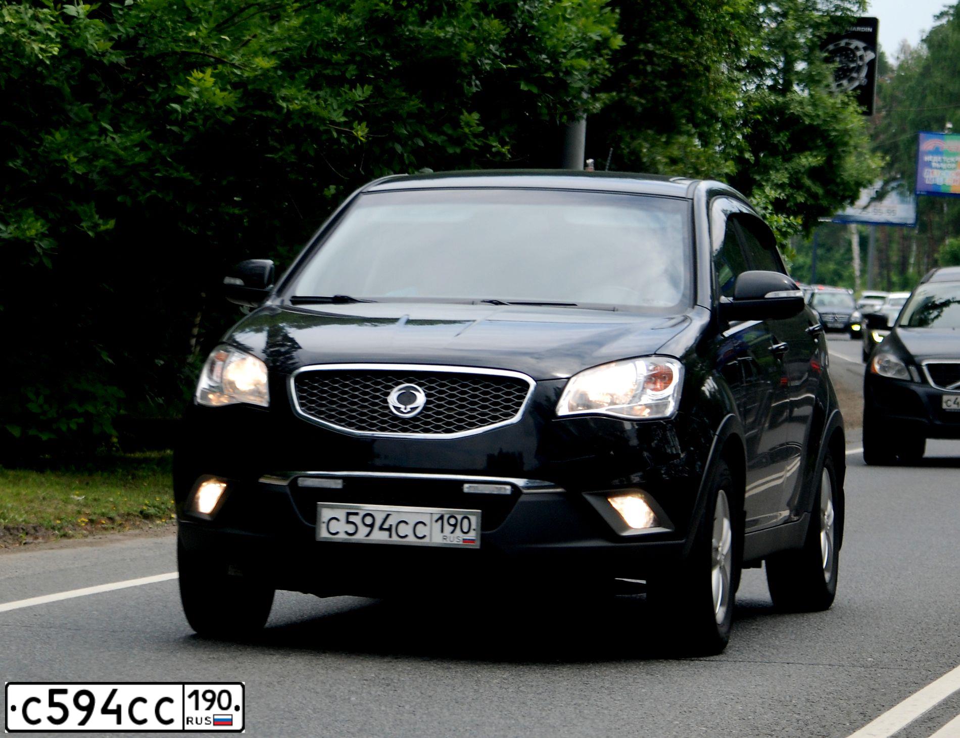 Фото автомобиля MAZDA A 626, 1993 — госномер В255ТМ777. Цвет: КРАСНЫЙ