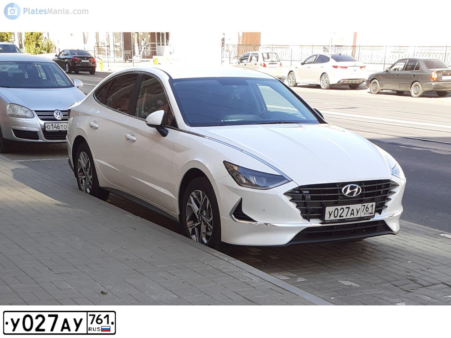 Фото автомобиля HYUNDAI SONATA, 2020 — госномер У027АУ761. Цвет: Белый