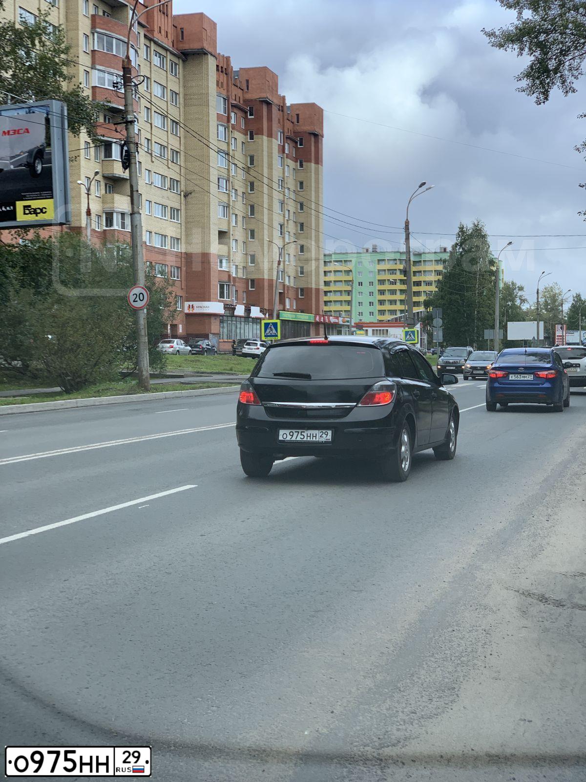 Фото автомобиля OPEL ASTRA, 2007 — госномер О679РМ196. Цвет: ЧЕРНЫЙ