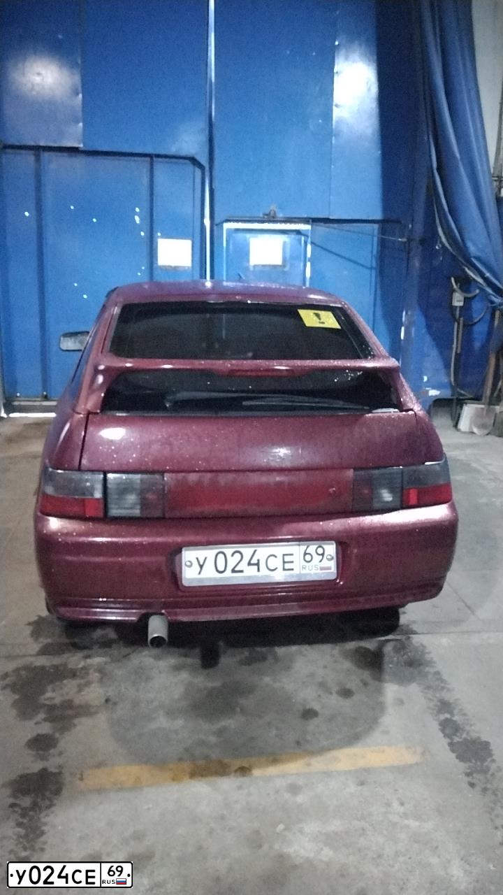 Фото автомобиля LADA 2112, 2005 — госномер М202НМ62