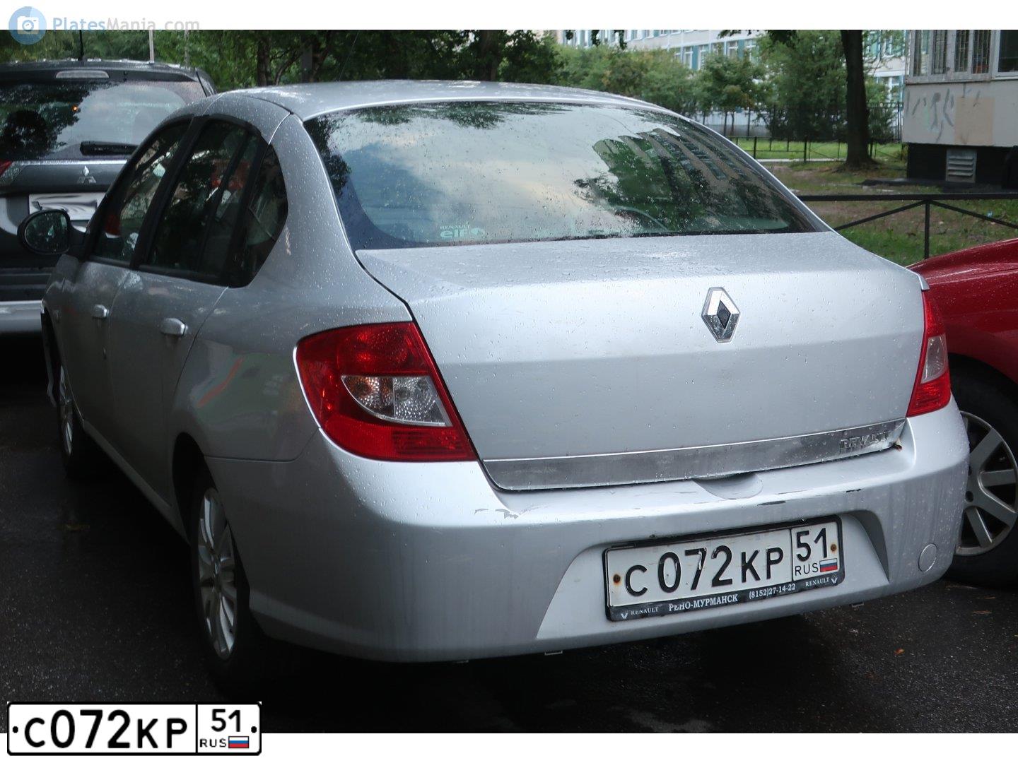Фото автомобиля RENAULT SYMBOL, 2008 — госномер С072КР51. Цвет: СЕРО-ГОЛУБОЙ
