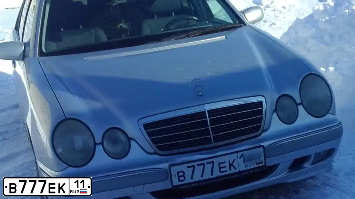 Фото автомобиля LADA 2131 NIVA, 2002 — госномер В777ЕК11. Цвет: Сине-зеленый