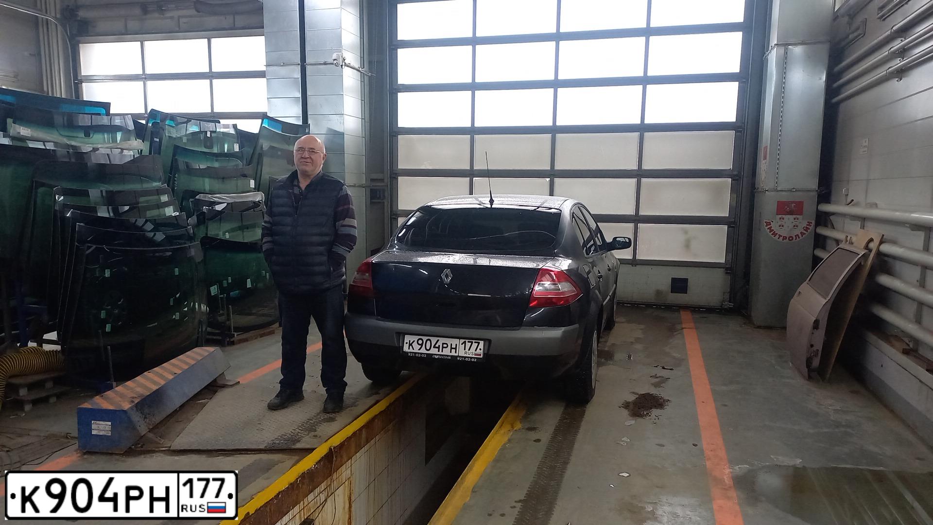 Фото автомобиля RENAULT MEGANE, 2006 — госномер М177ОК790. Цвет: ЧЕРНЫЙ