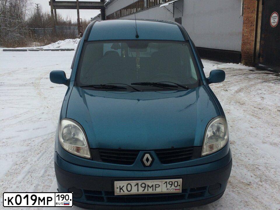 Фото автомобиля RENAULT KANGOO, 2007 — госномер К019МР190. Цвет: сине-зеленый
