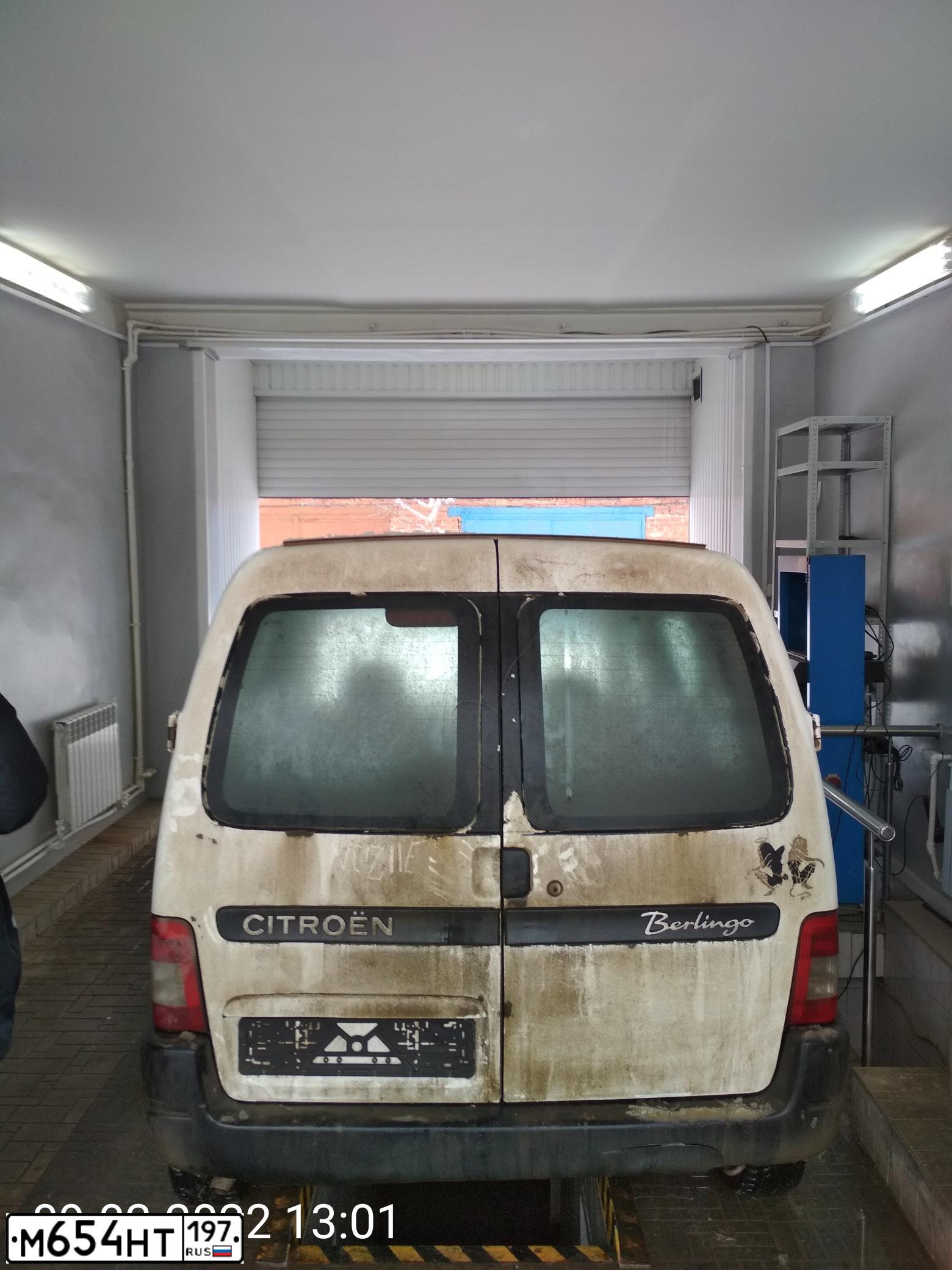 Фото автомобиля CITROEN BERLINGO, 2007 — госномер М160МУ13. Цвет: Белый
