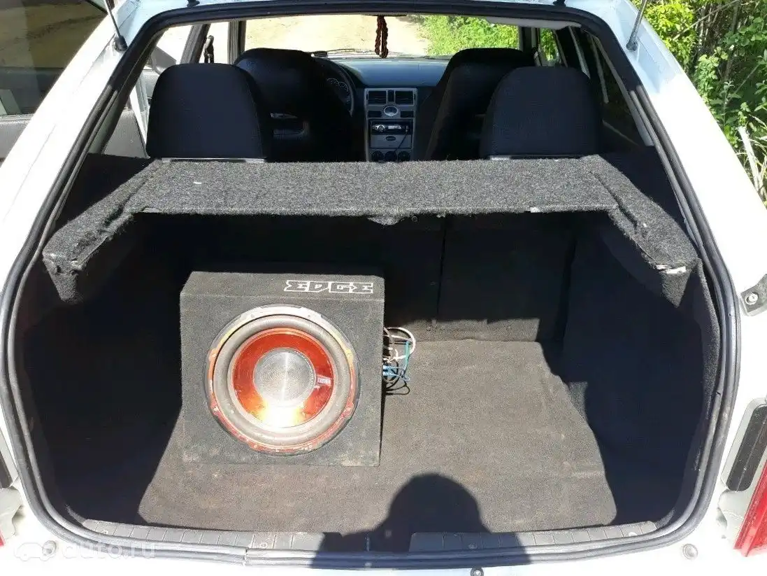 Фото автомобиля LADA 2172 PRIORA, 2010 — госномер Н299ХС18. Цвет: Белый