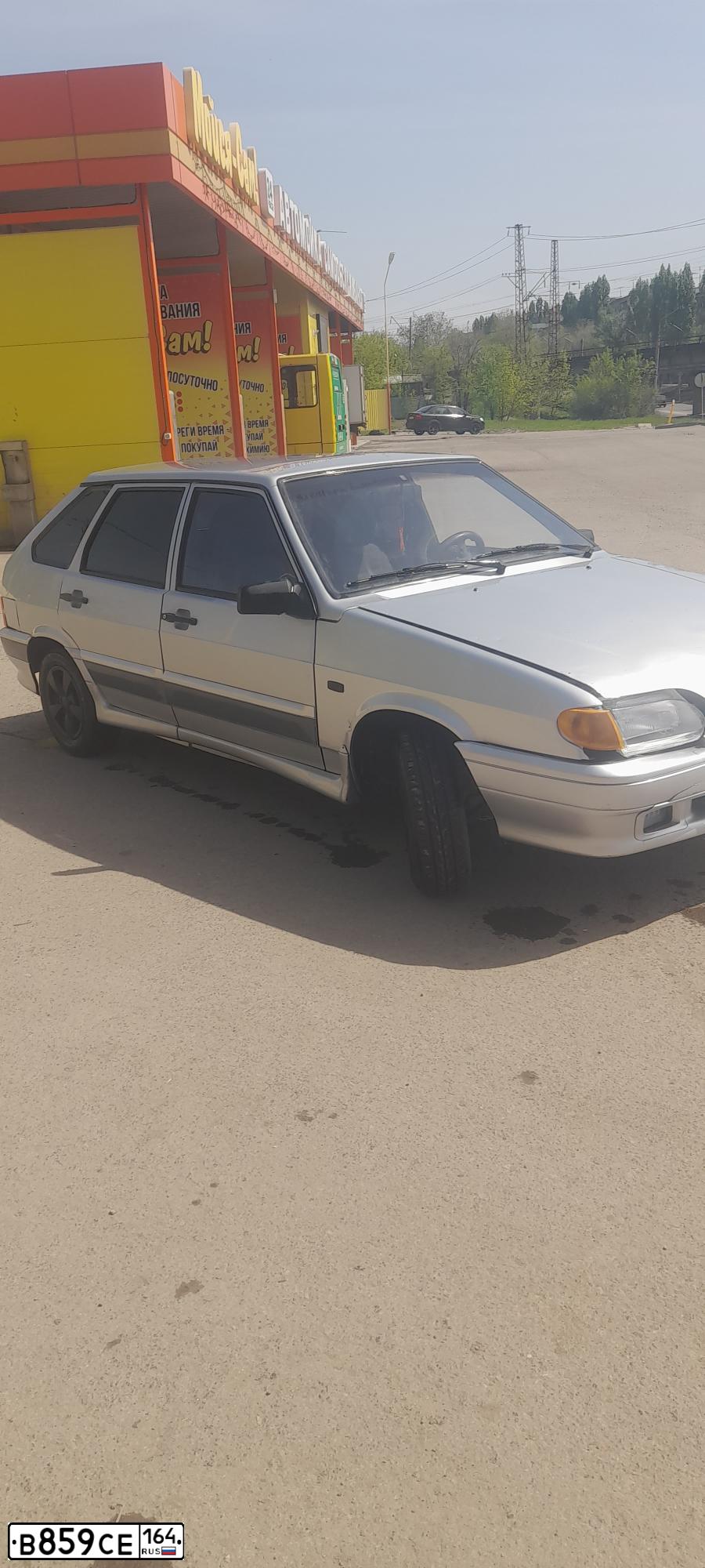 Фото автомобиля LADA 2114 SAMARA, 2004 — госномер В859СЕ164. Цвет: СВЕТЛО-СЕРЕБРИСТЫЙ МЕТАЛЛ