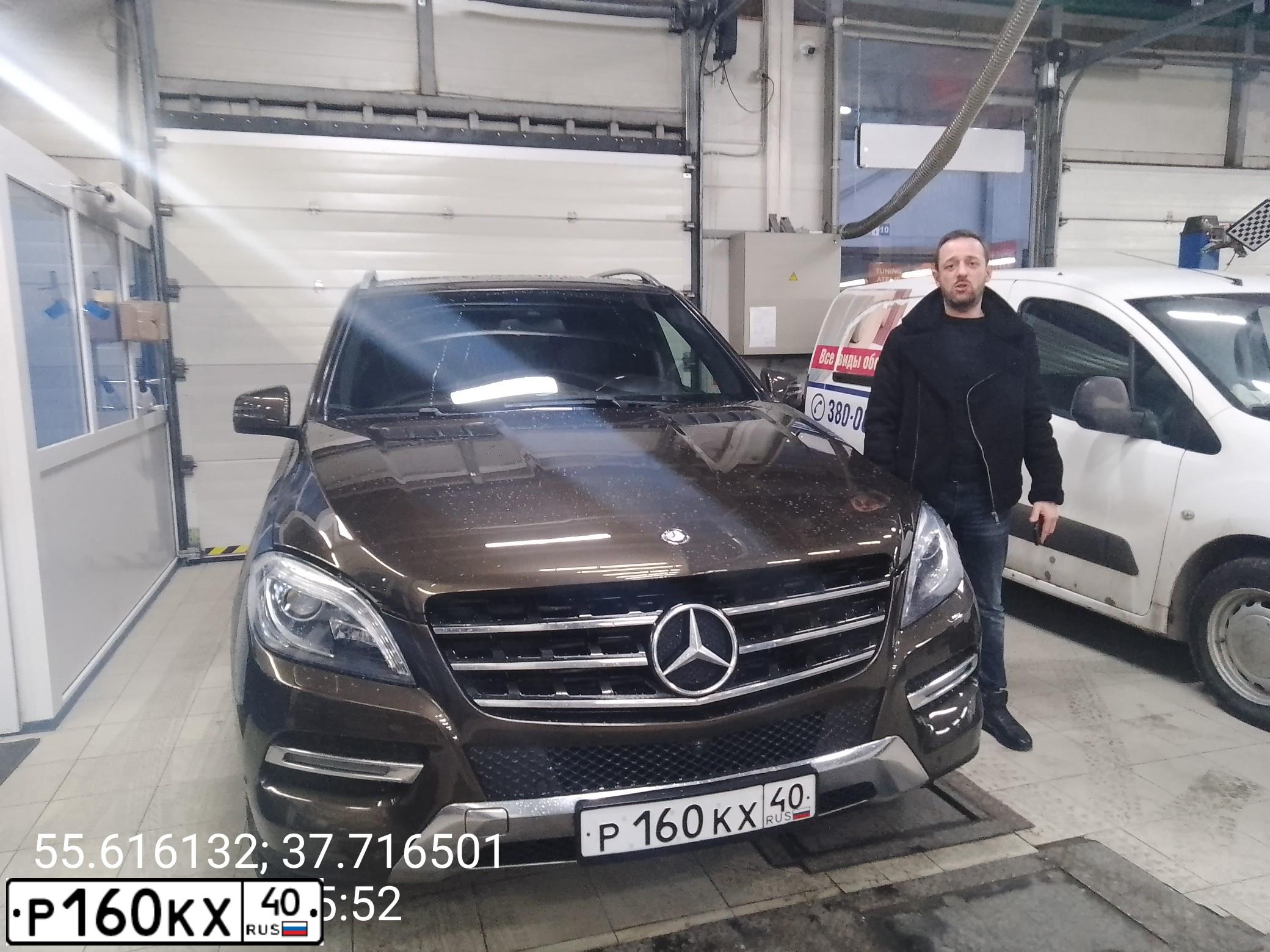 Фото автомобиля MERCEDES M-KLASSE, 2013 — госномер Р160КХ40. Цвет: Коричневый