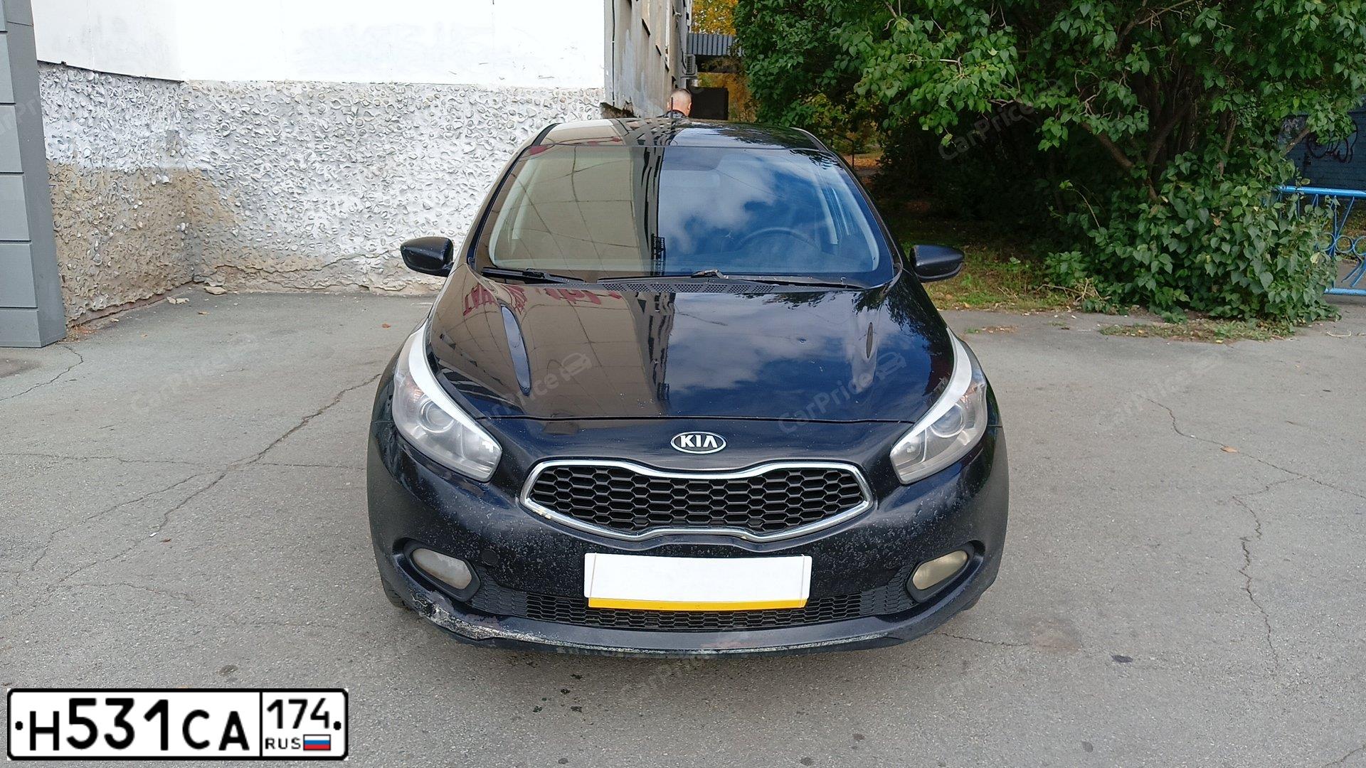 Фото автомобиля KIA CEE'D, 2013 — госномер Т754ОР196. Цвет: ЧЕРНЫЙ
