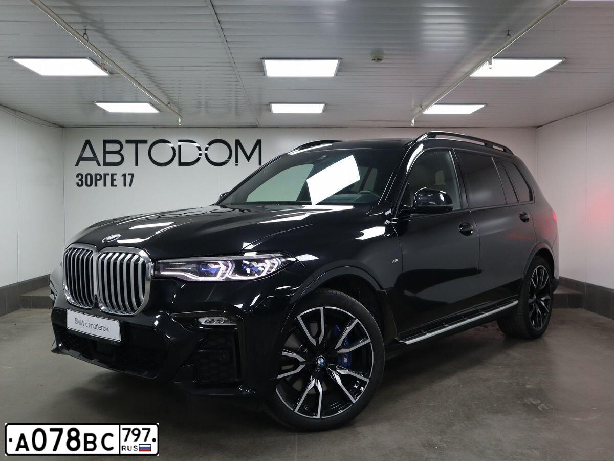 Фото автомобиля BMW БМВ X7 XDRIVE30D, 2021 — госномер К555УК197. Цвет: ЧЕРНЫЙ