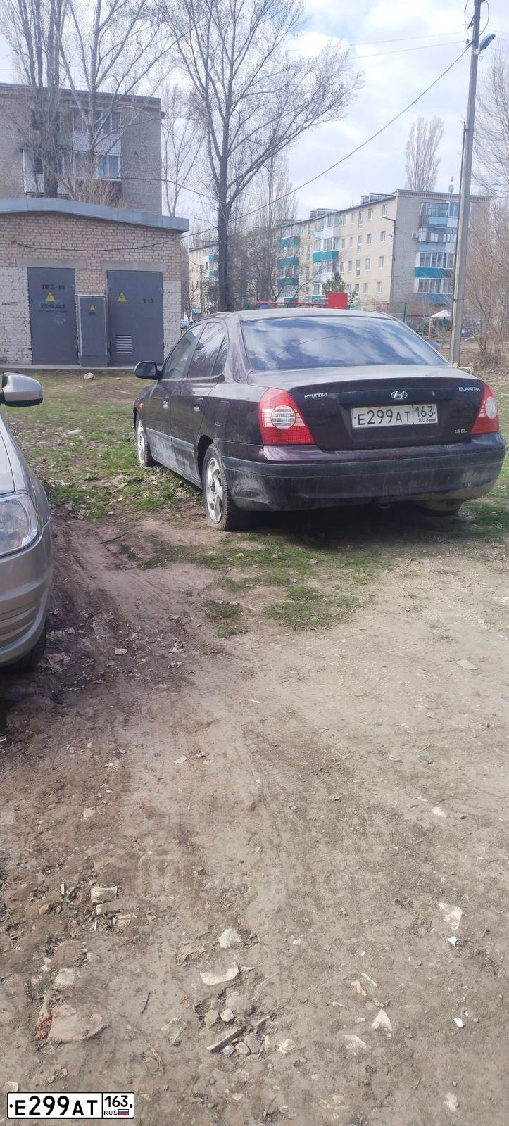 Фото автомобиля HYUNDAI ELANTRA, 2006 — госномер Е299АТ163. Цвет: ВИШНЕВЫЙ
