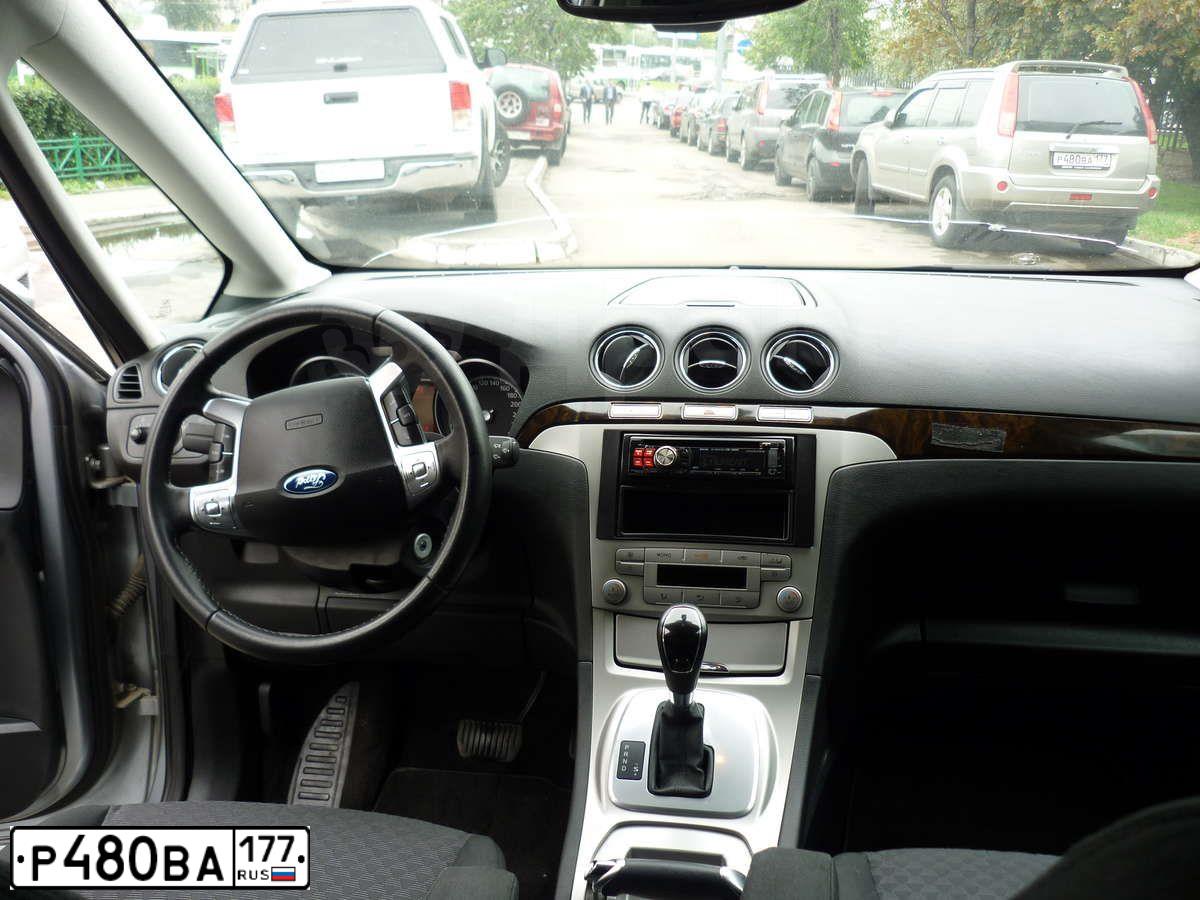 Фото автомобиля NISSAN X-TRAIL, 2005 — госномер Р480ВА177. Цвет: СЕРЫЙ
