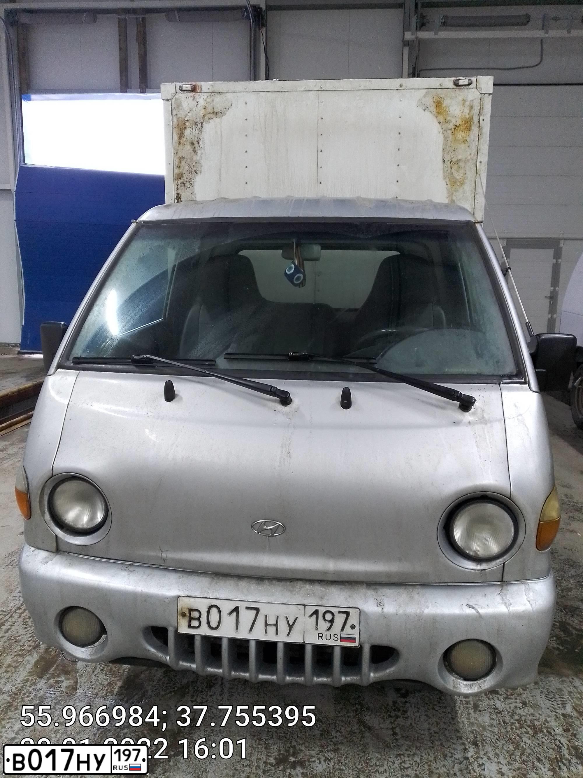 Фото автомобиля БЕЗ МАРКИ HYUNDAI H-100, 2011 — госномер Н187ТР790. Цвет: СЕРЕБРИСТЫЙ