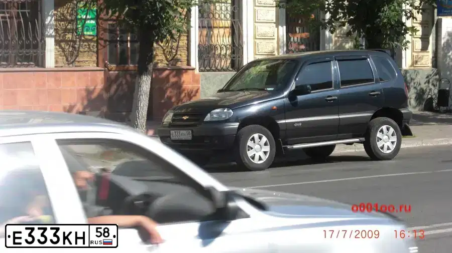 Фото автомобиля NISSAN QASHQAI, 2013 — госномер Т219ЕК58. Цвет: СЕРЫЙ