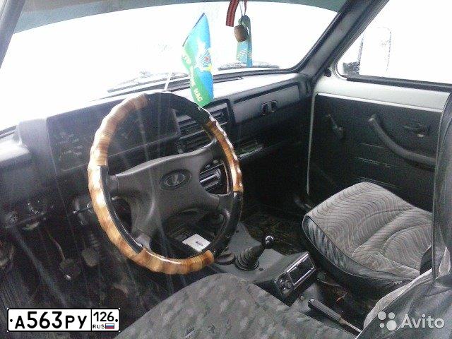 Фото автомобиля LADA 2121 NIVA, 2002 — госномер А563РУ126. Цвет: ЯРКО - БЕЛЫЙ