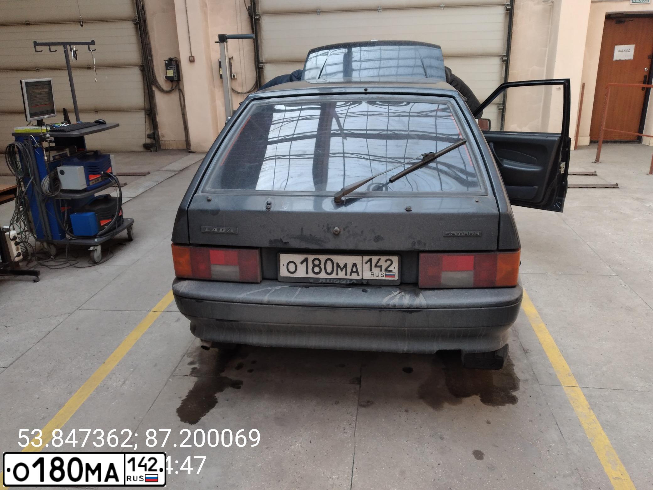 Фото автомобиля LADA 2114 SAMARA, 2007 — госномер О180МА142. Цвет: ГРАФИТОВЫЙ МЕТАЛЛИК