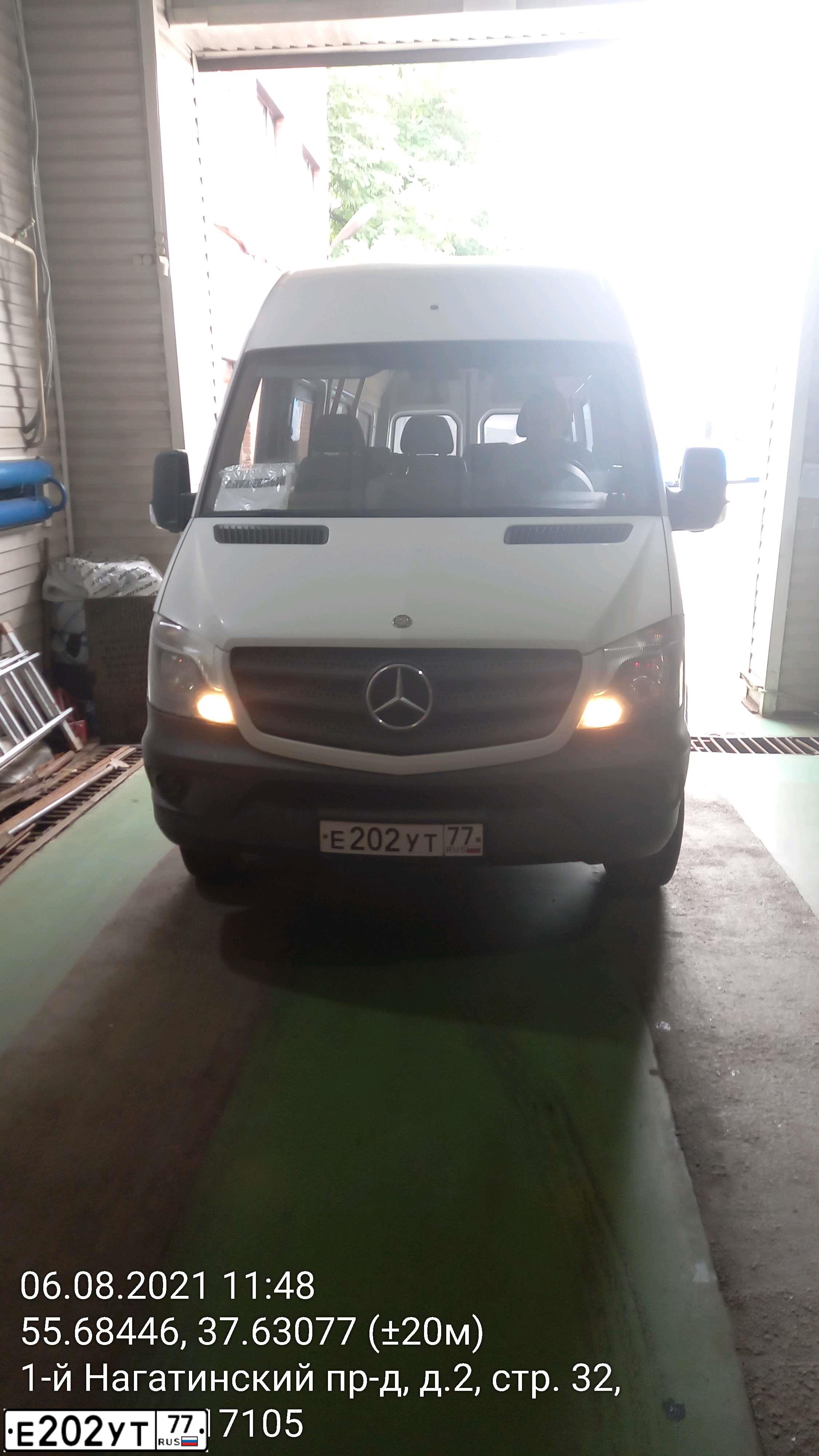 Фото автомобиля MERCEDES-BENZ SPRINTER, 2013 — госномер Р788СР198