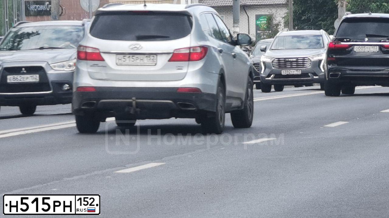 Фото автомобиля HYUNDAI SANTA FE, 2014 — госномер С686КА164. Цвет: СВЕТЛО-СЕРЫЙ