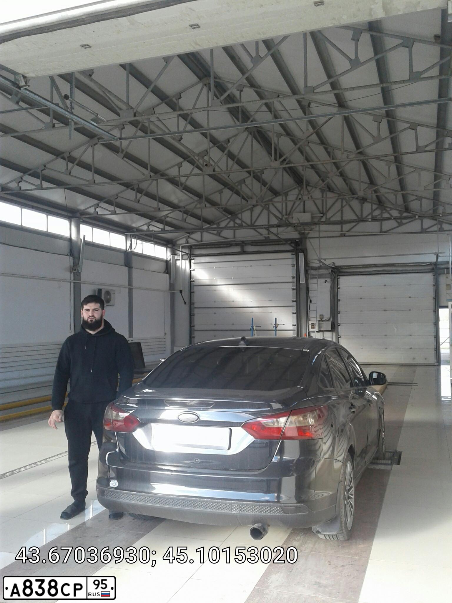 Фото автомобиля FORD FOCUS, 2012 — госномер А838СР95. Цвет: ЧЕРНЫЙ