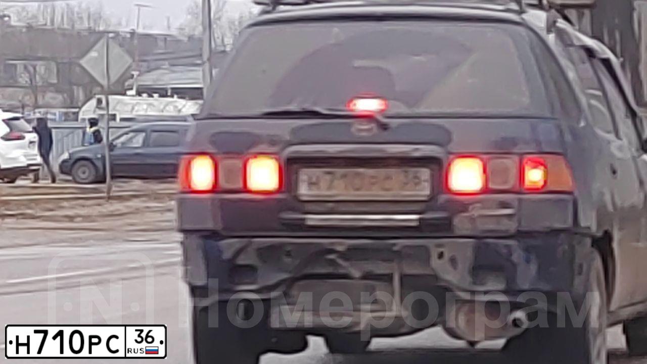 Фото автомобиля TOYOTA IPSUM, 1988 — госномер Н710РС36