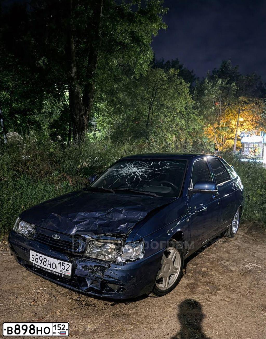 Фото автомобиля VAZ 2112 LADA, 2004 — госномер В898НО152. Цвет: СИНЕ-ЗЕЛЕНЫЙ