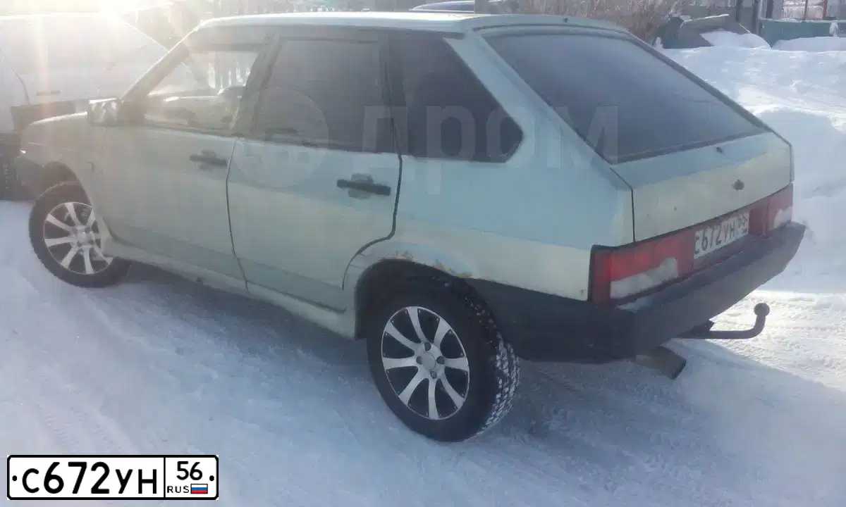Фото автомобиля RENAULT LOGAN, 2015 — госномер С672УН56. Цвет: БЕЖЕВЫЙ