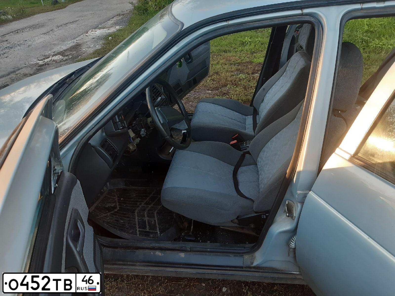 Фото автомобиля LADA 2112 LADA, 2004 — госномер О452ТВ46. Цвет: СЕРЕБРИСТО-ЖЕЛТЫЙ